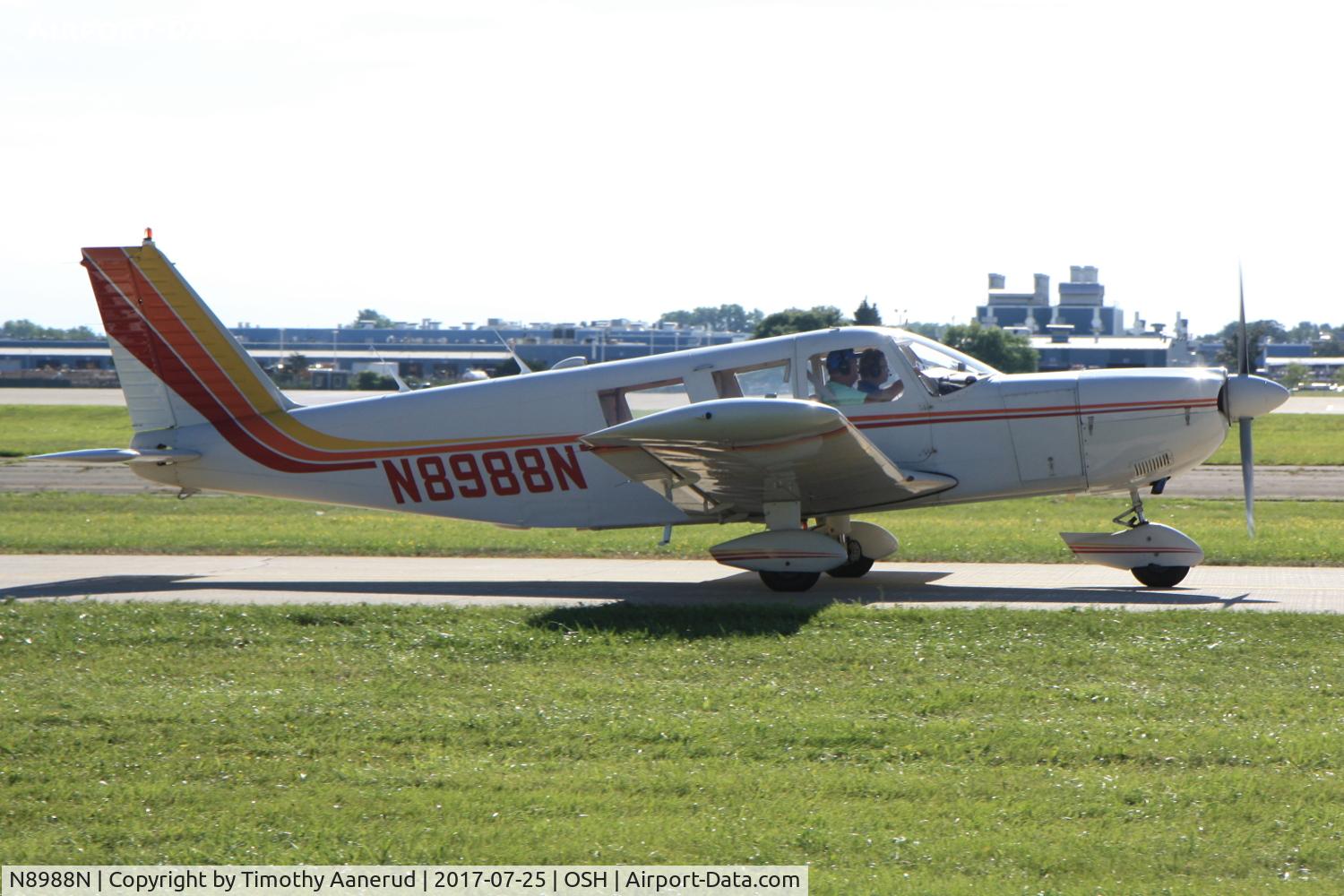 N8988N, 1969 Piper PA-32-300 Cherokee Six Cherokee Six C/N 32-40871, 1969 Piper PA-32-300 Cherokee Six, c/n: 32-40871