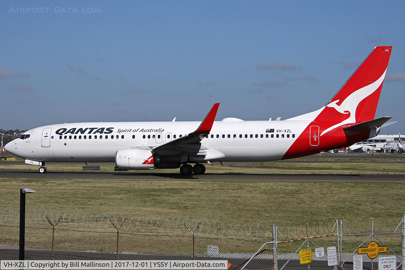 VH-XZL, 2014 Boeing 737-838 C/N 44573, ON TAXI