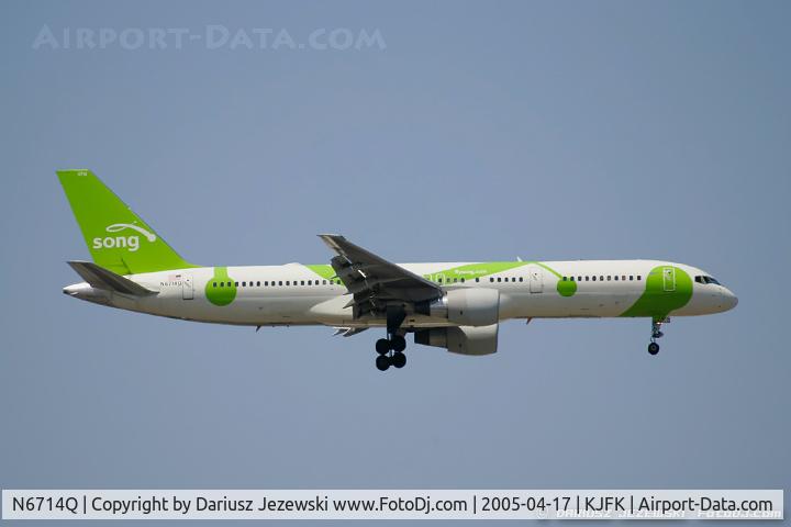 N6714Q, 2000 Boeing 757-232 C/N 30485, Boeing 757-232 - Delta Air Lines  C/N 30485, N6714Q