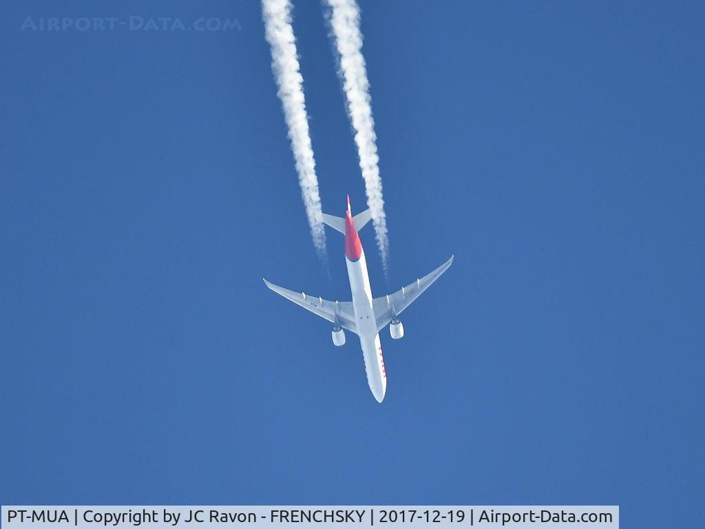 PT-MUA, 2008 Boeing 777-32W/ER C/N 37664, Overflying Bordeaux city flight level 360, JJ8070 /TAM8070 LATAM Brasil Sao Paulo to Frankfurt