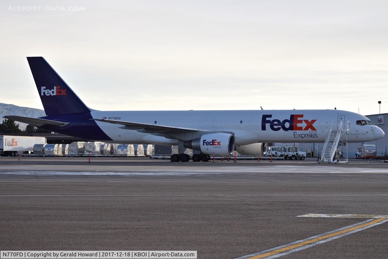 N770FD, 1990 Boeing 757-222F C/N 24743, Parked on the Fed Ex ramp.