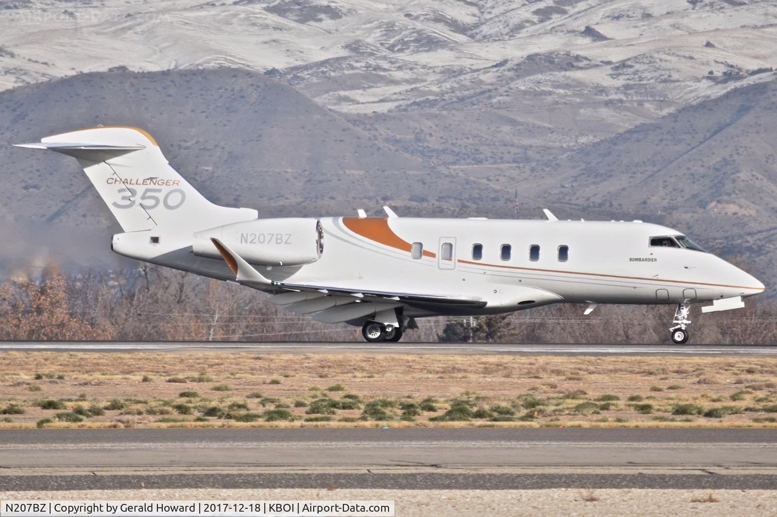 N207BZ, 2017 Bombardier Challenger 300 (BD-100-1A10) C/N 20701, Take off run on RWY 10R.