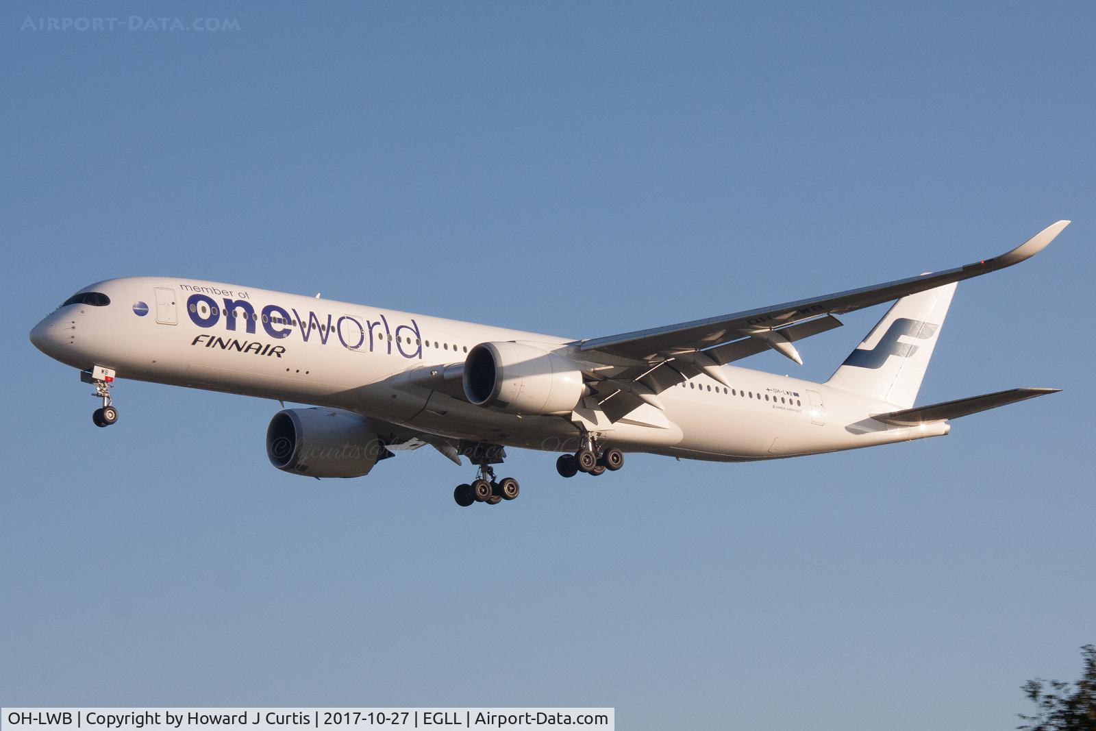 OH-LWB, 2015 Airbus A350-941 C/N 019, On finals.