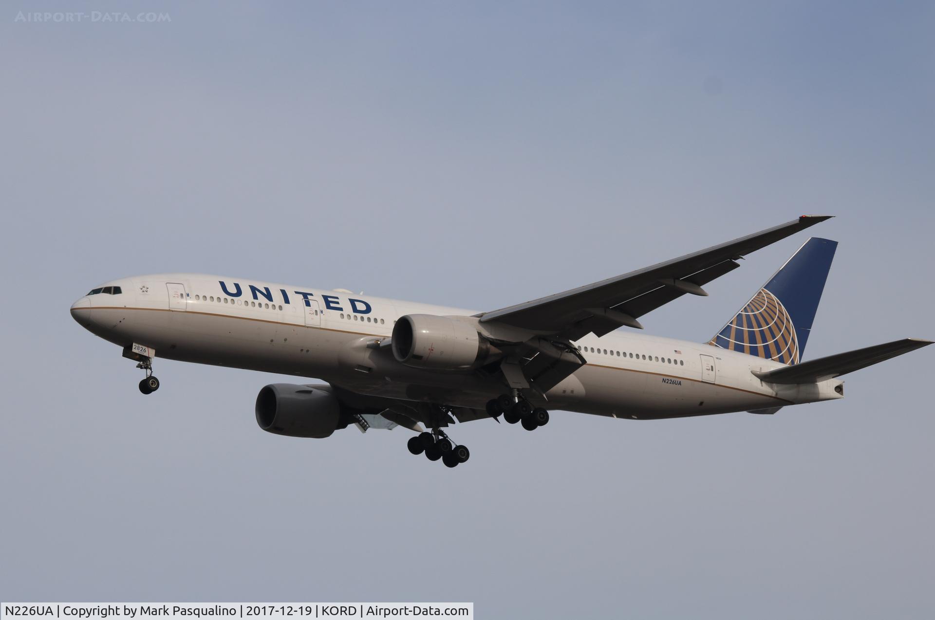N226UA, 2002 Boeing 777-222 C/N 30226, Boeing 777-200