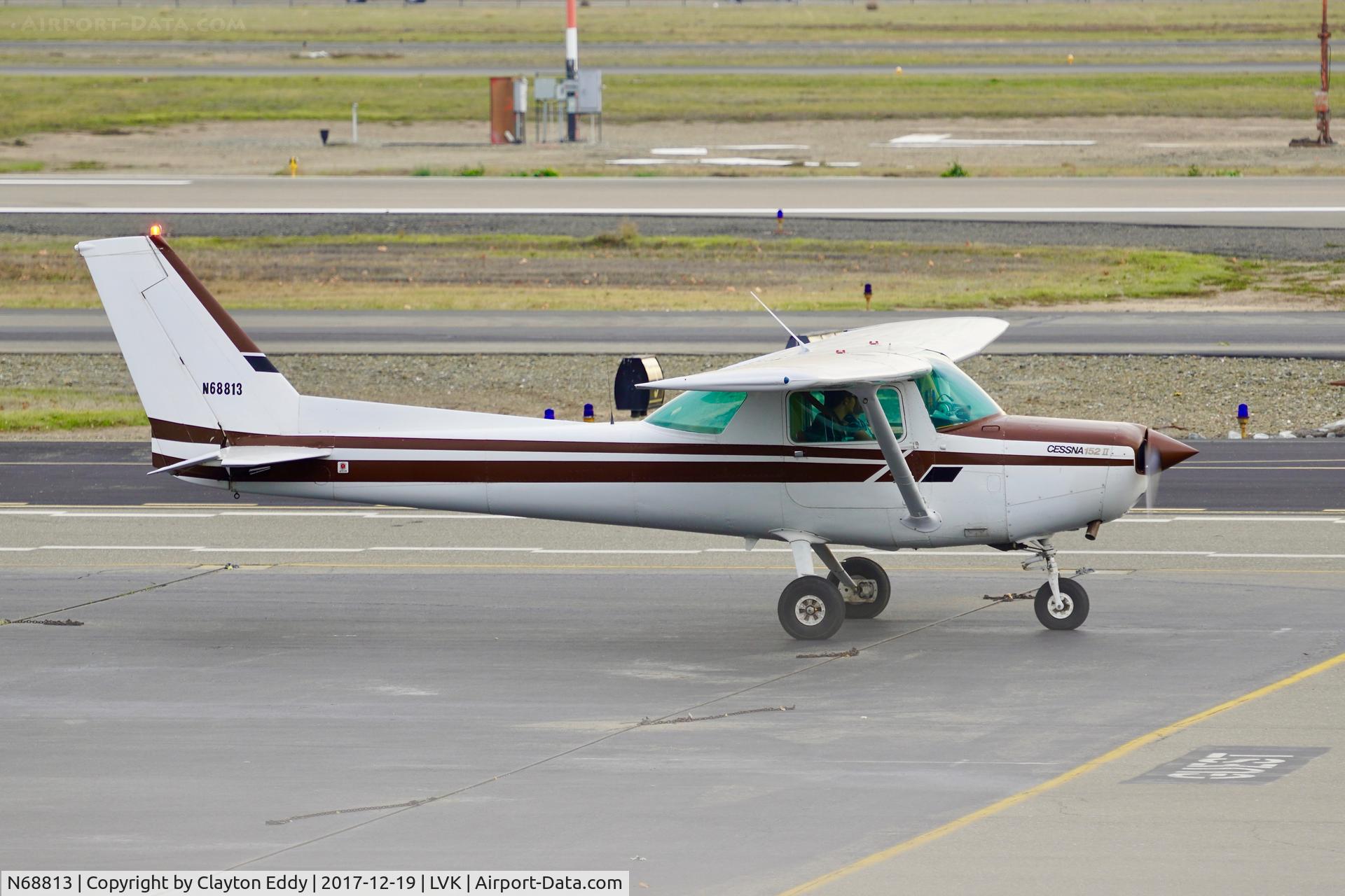 N68813, 1978 Cessna 152 C/N 15282388, Livermore Airport California 2017.
