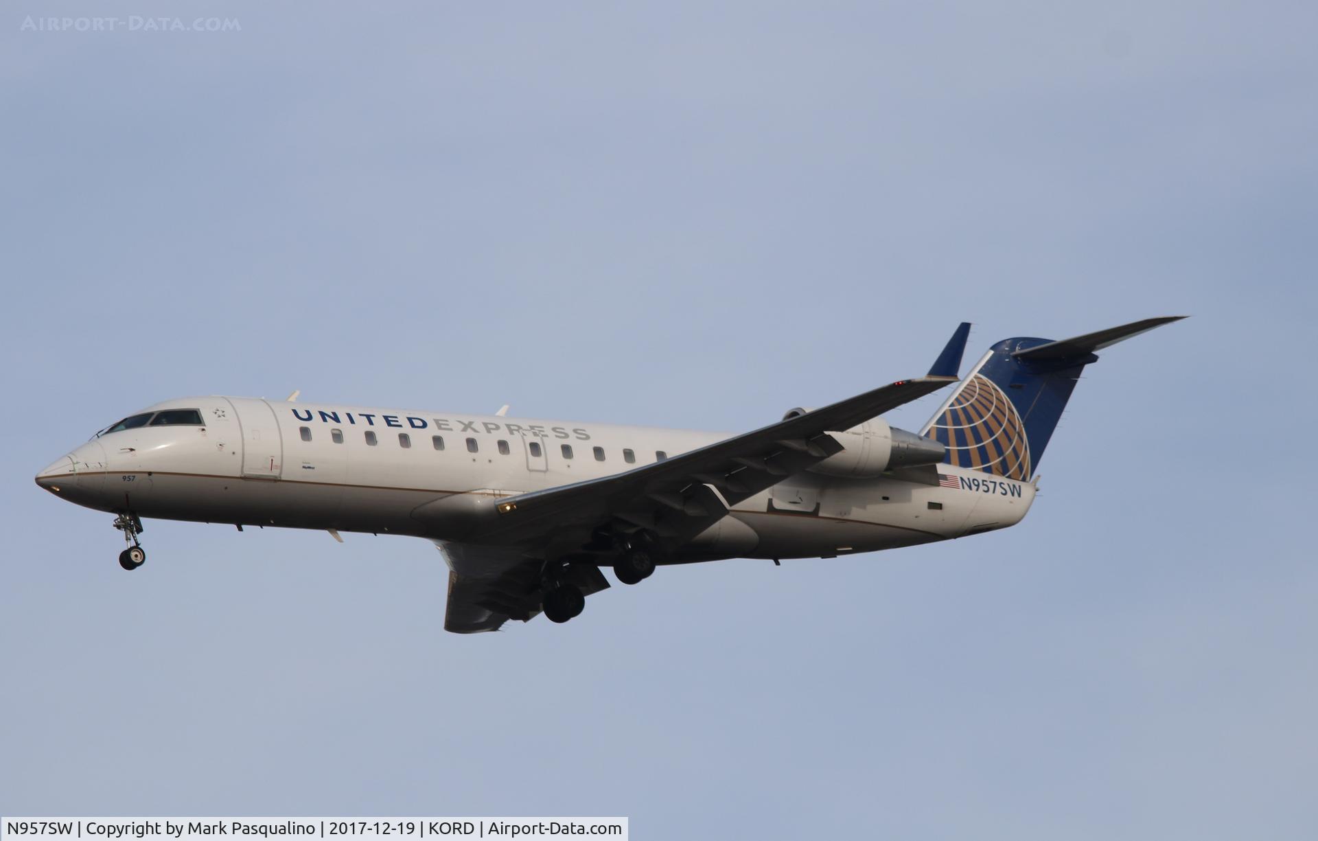 N957SW, 2003 Bombardier CRJ-200LR (CL-600-2B19) C/N 7829, CL-600-2B19