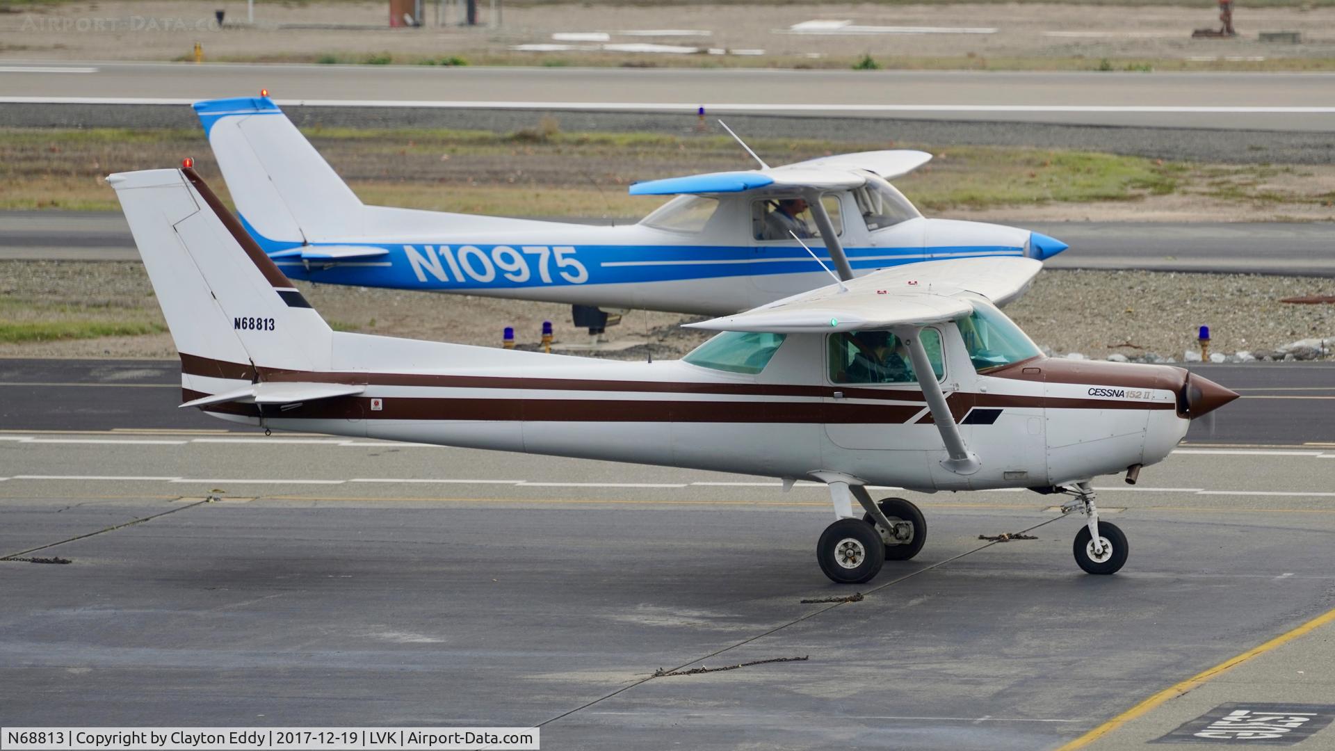 N68813, 1978 Cessna 152 C/N 15282388, Livermore Airport California 2017.