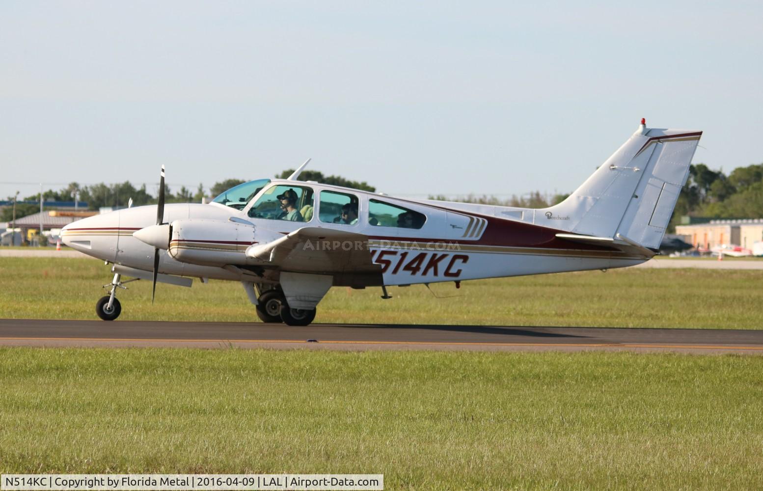 N514KC, 1966 Beech C55 Baron (95-C55) C/N TE-82, Beech 55