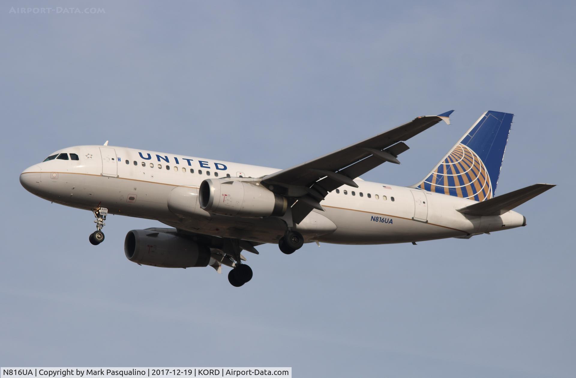N816UA, 1998 Airbus A319-131 C/N 871, Airbus A319