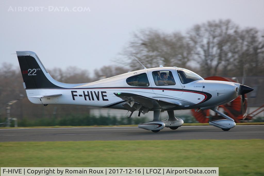 F-HIVE, 2013 Cirrus SR-22 GTS C/N 3962, Landing for TNF-LFPN