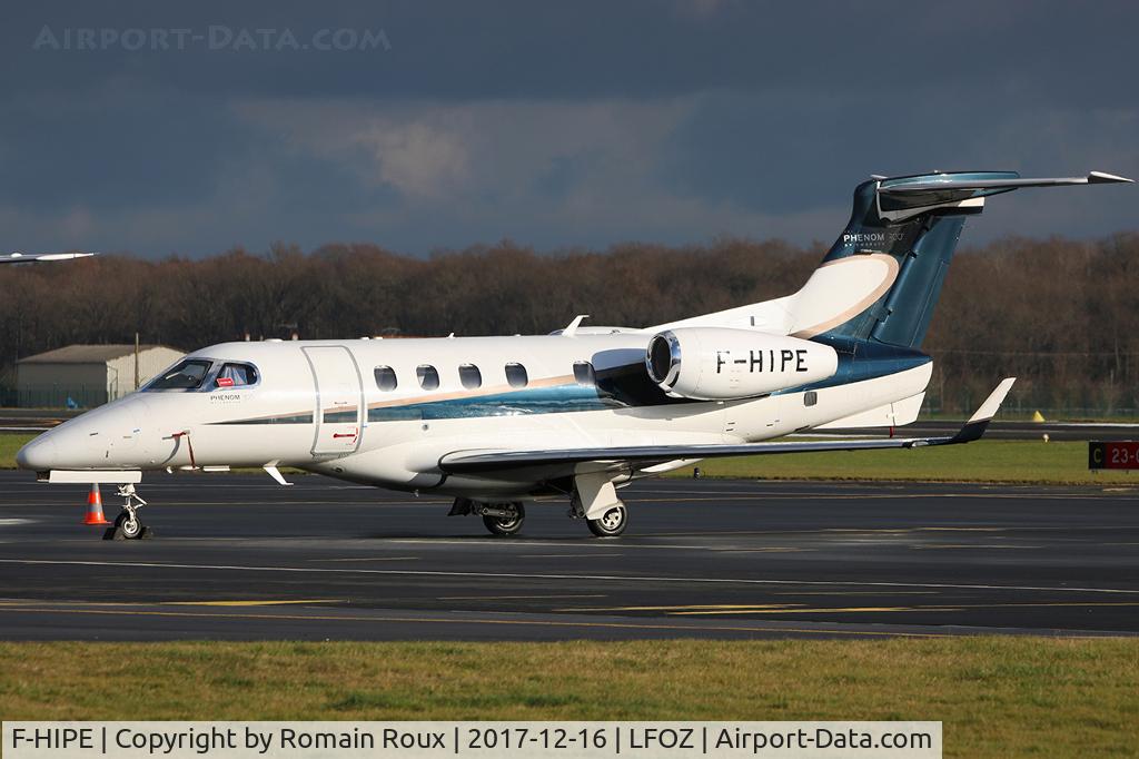 F-HIPE, 2010 Embraer EMB-505 Phenom 300 C/N 50500016, Parked