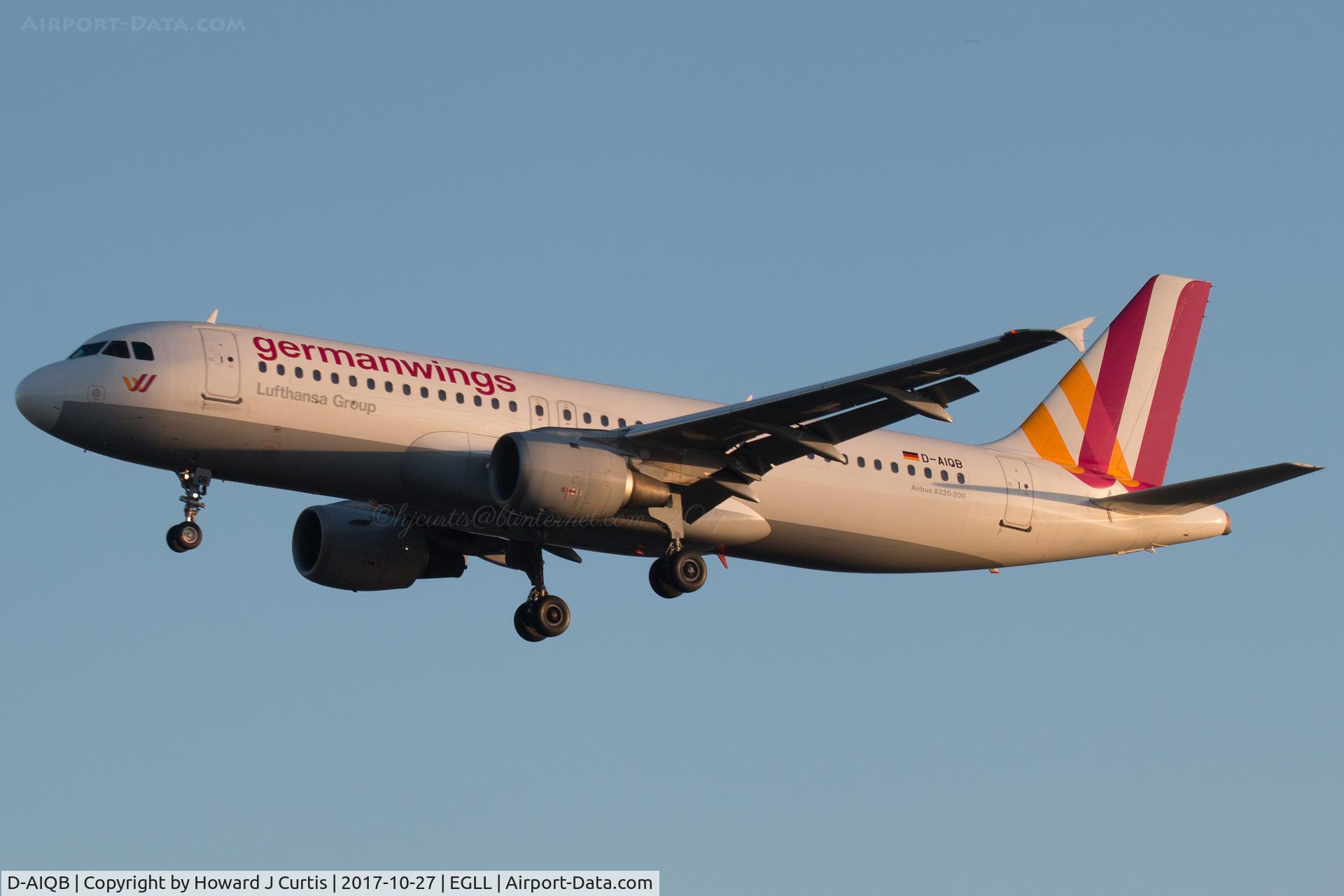 D-AIQB, 1991 Airbus A320-211 C/N 0200, On approach.
