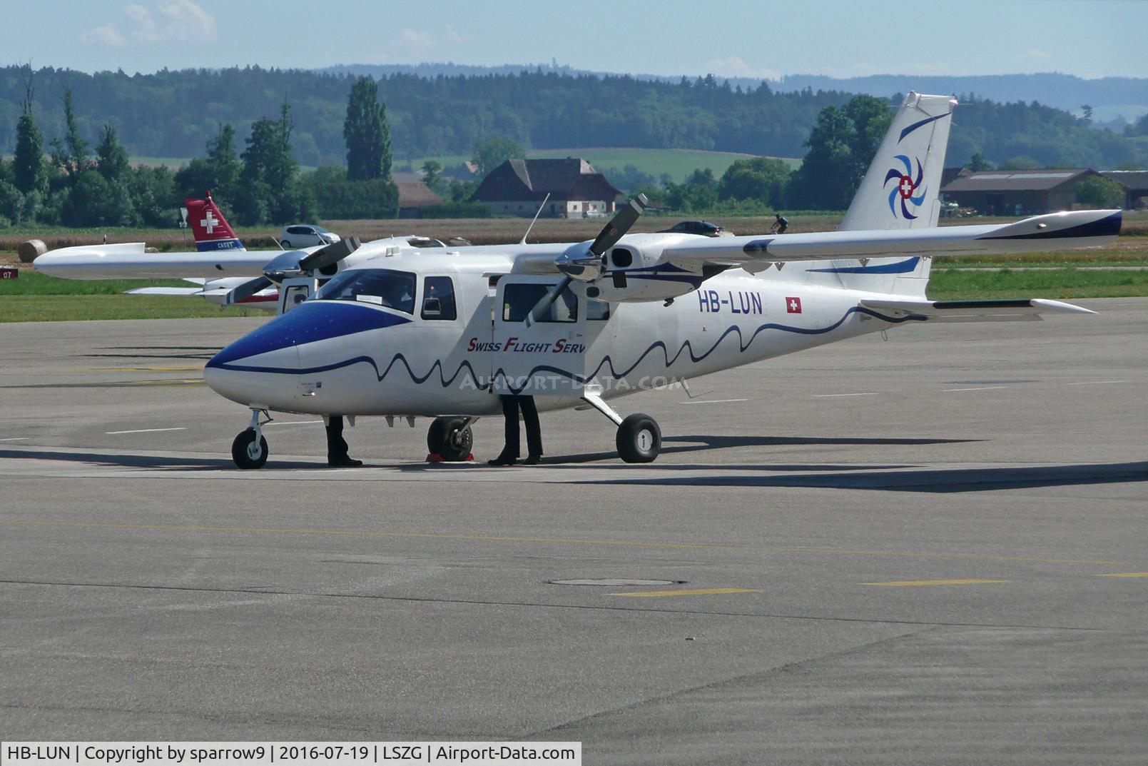 HB-LUN, 2012 Vulcanair P-68C C/N 469/C, Preparing at Grenchen