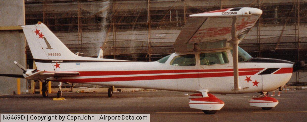 N6469D, 1979 Cessna 172N C/N 17272820, I bought this plane, in the early 1990's, so my daughter could get some flying experience, after she got her private license. I sold after she started flying for a living. She now flies a Boeing 787 Dreamliner for United Airlines.