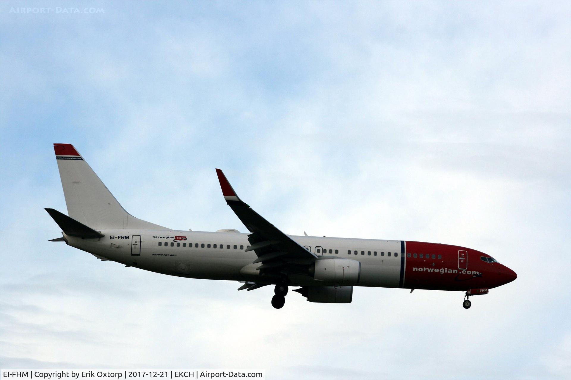 EI-FHM, 2015 Boeing 737-8JP C/N 42070, EI-FHM landing rw 04L