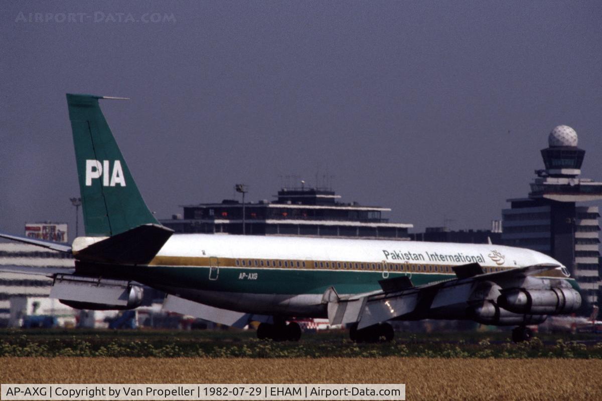 AP-AXG, 1970 Boeing 707-340C C/N 20488, Pakistan International Airways Boeing 707-340C landing at Schiphol airport, the Netherlands, 1982