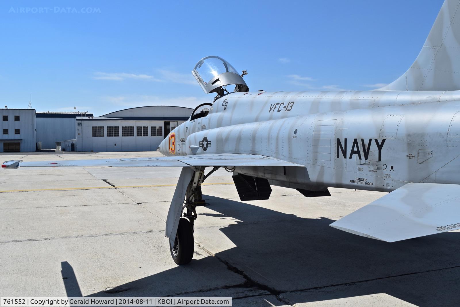 761552, Northrop F-5N Tiger II C/N L.1027, Parked on the south GA ramp.  VFC-13  “Saints”  NAS Fallon, NV.