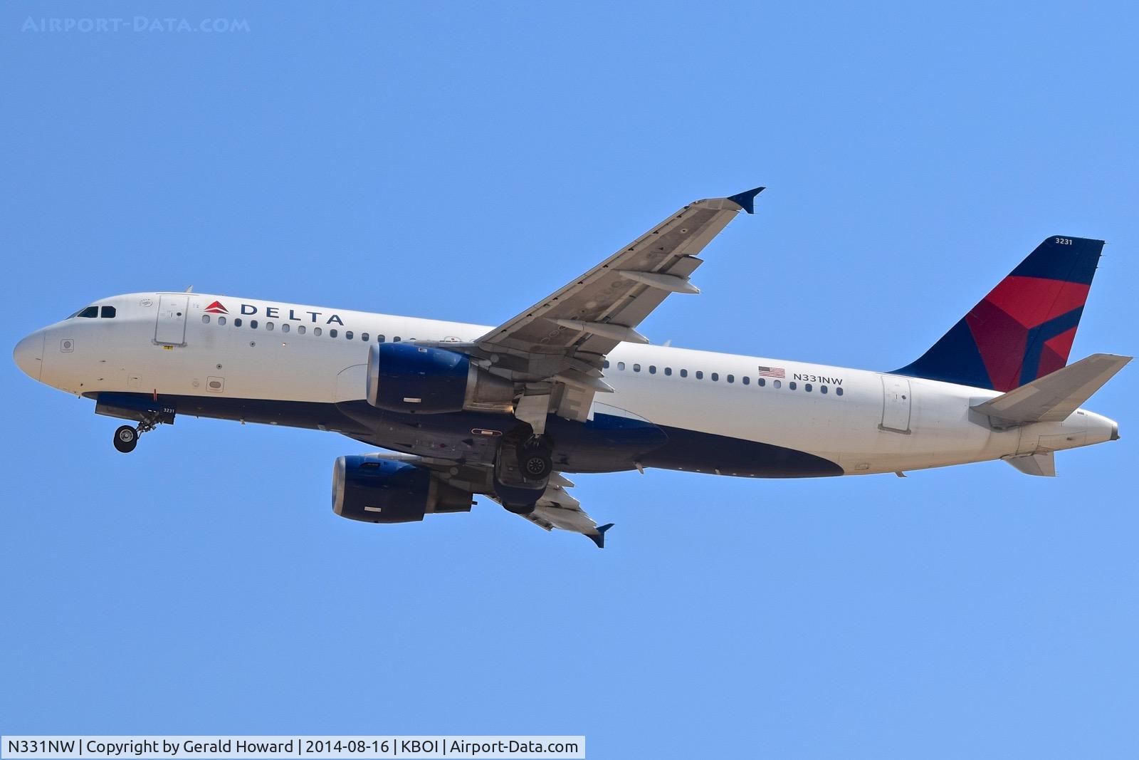 N331NW, 1992 Airbus A320-211 C/N 318, Departing RWY 28R.