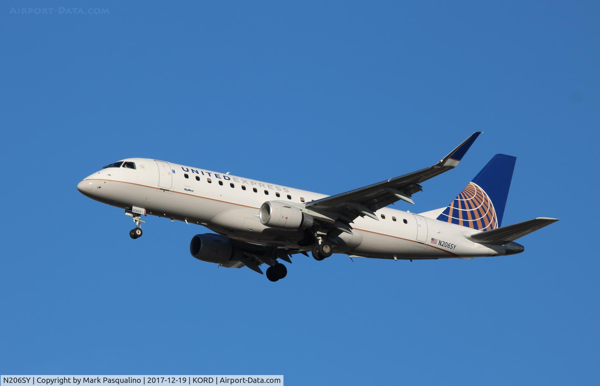 N206SY, 2017 Embraer 175LR (ERJ-170-200LR) C/N 17000637, ERJ 170-200 LR