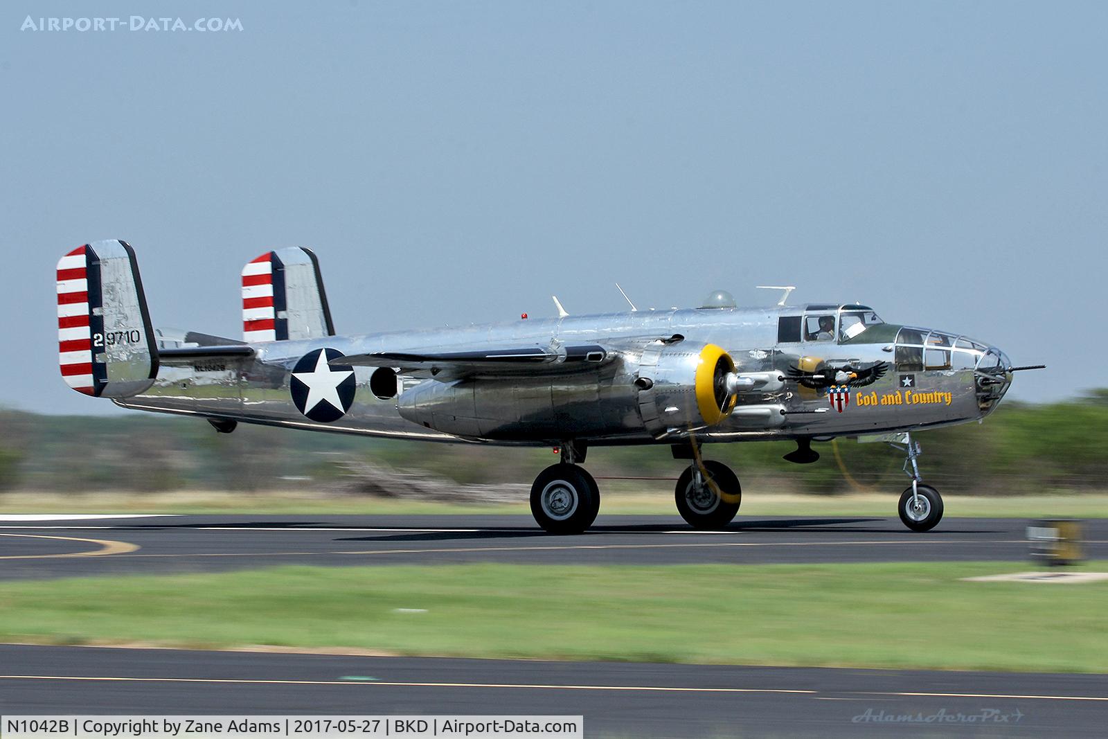 N1042B, 1944 North American B-25N Mitchell C/N 108-35148, At the 2017 Breckenridge Airshow