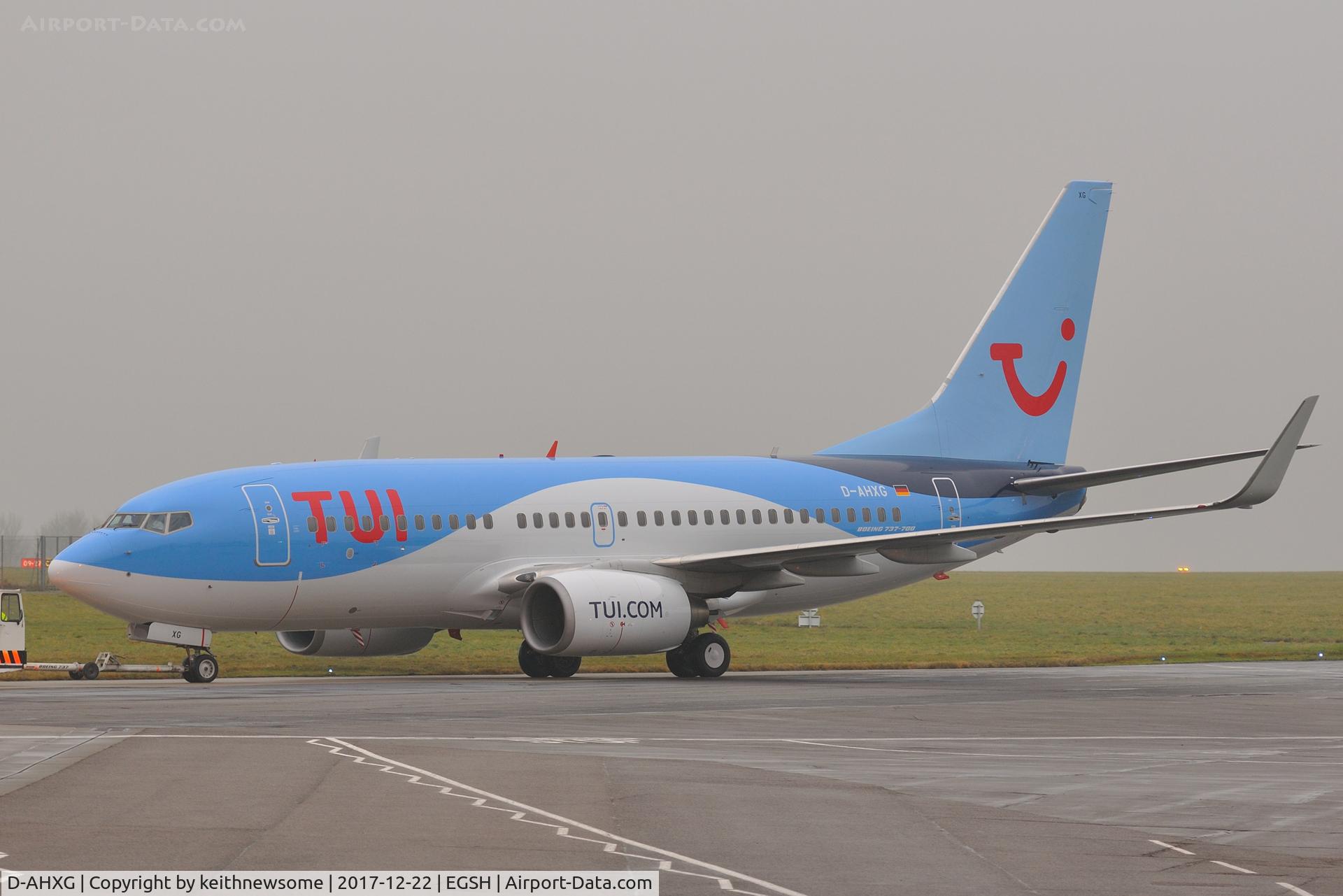 D-AHXG, 2008 Boeing 737-7K5 C/N 35140, Removed from spray shop with TUI colour scheme.