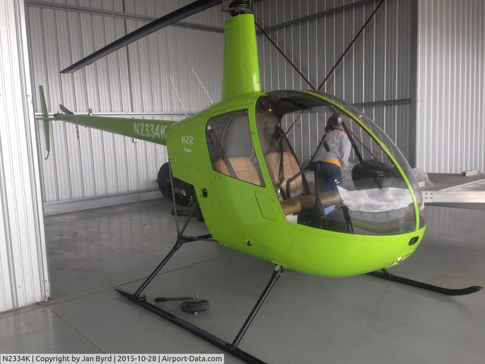 N2334K, 1992 Robinson R22 Beta C/N 2159, Photo after new paint 12/14