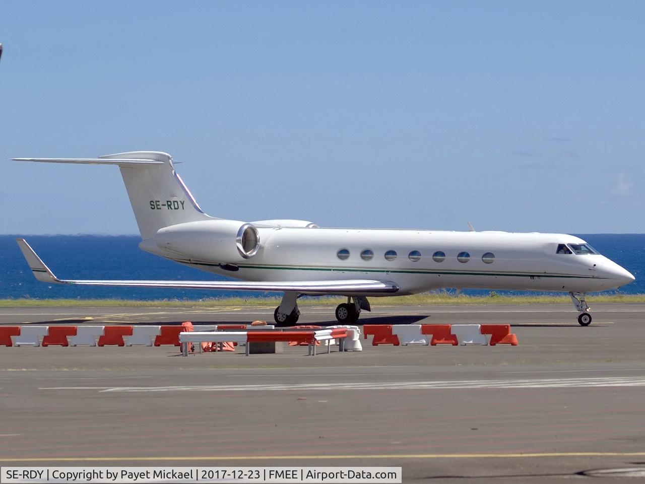 SE-RDY, 2005 Gulfstream Aerospace V-SP G550 C/N 5080, At stand 10