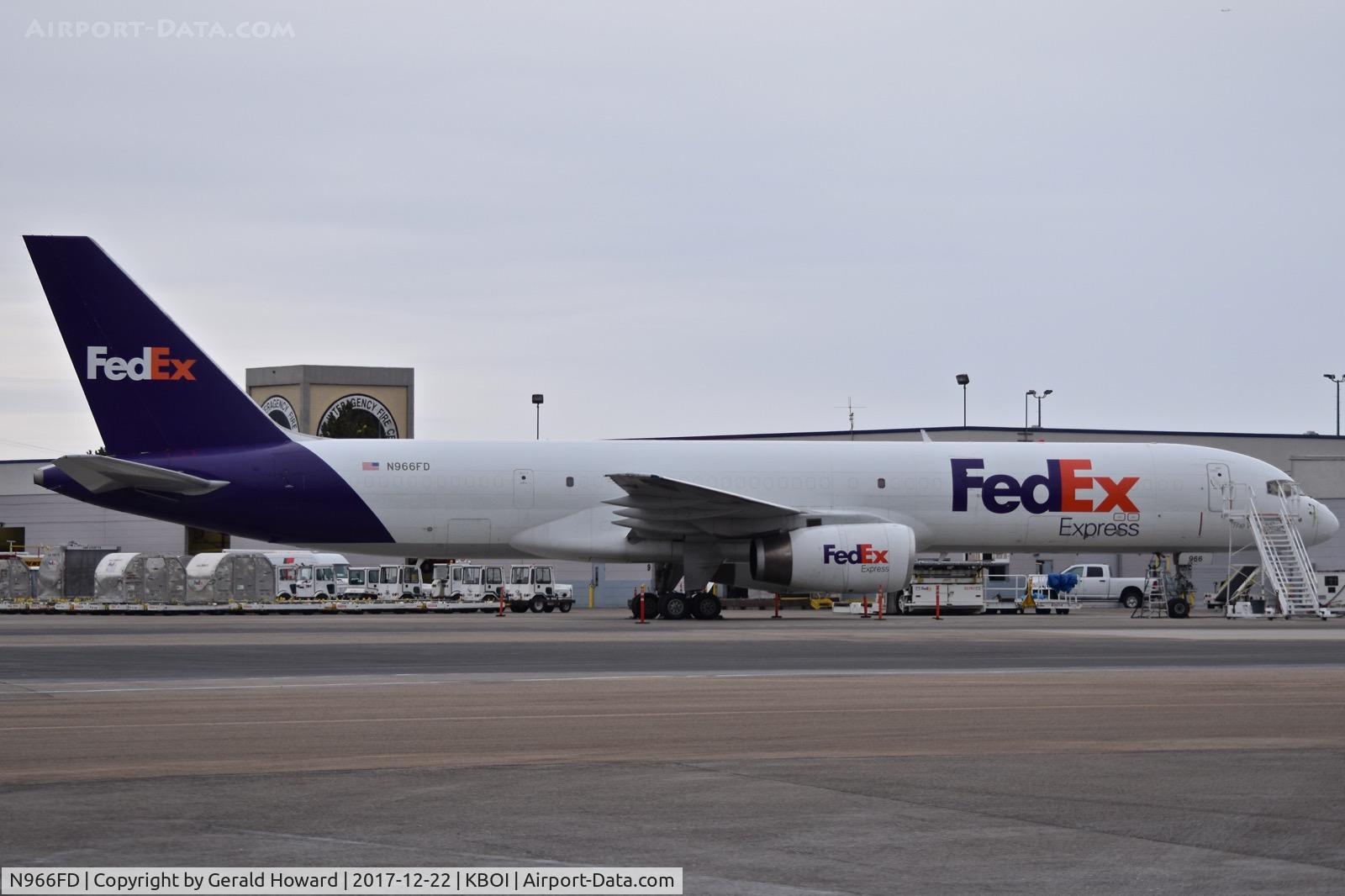 N966FD, 1993 Boeing 757-204(SF) C/N 25626, Parked on Fed Ex ramp.