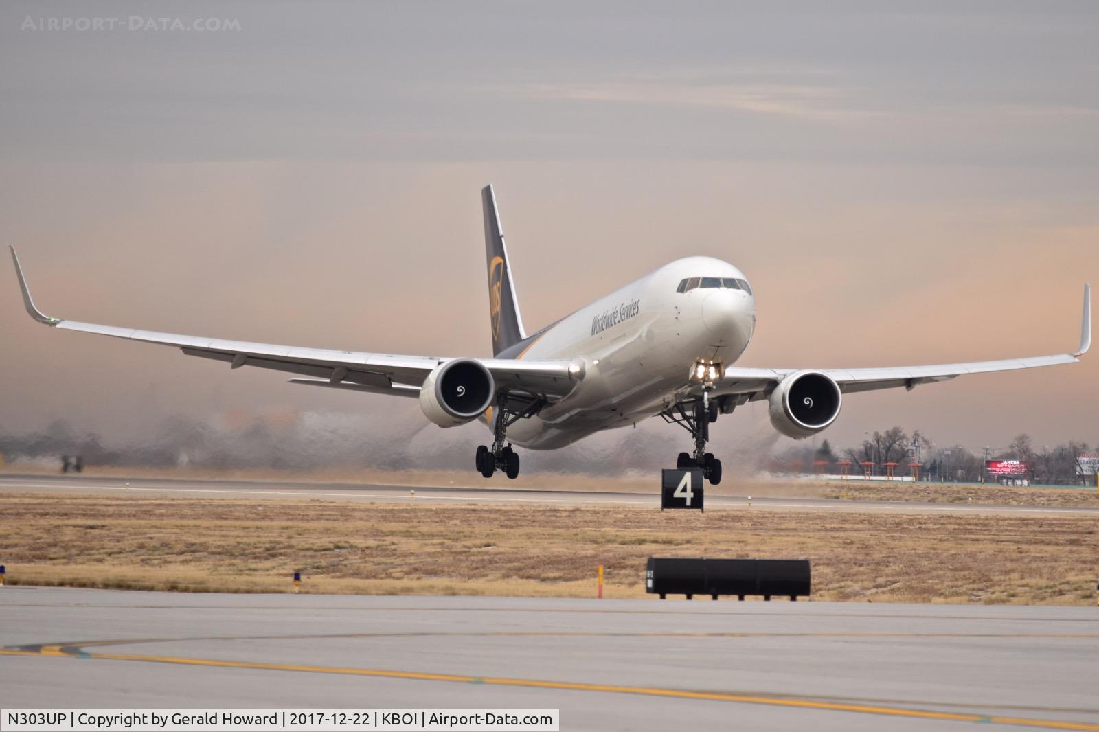N303UP, 1995 Boeing 767-34AF C/N 27241, Lift off from RWY 10R.
