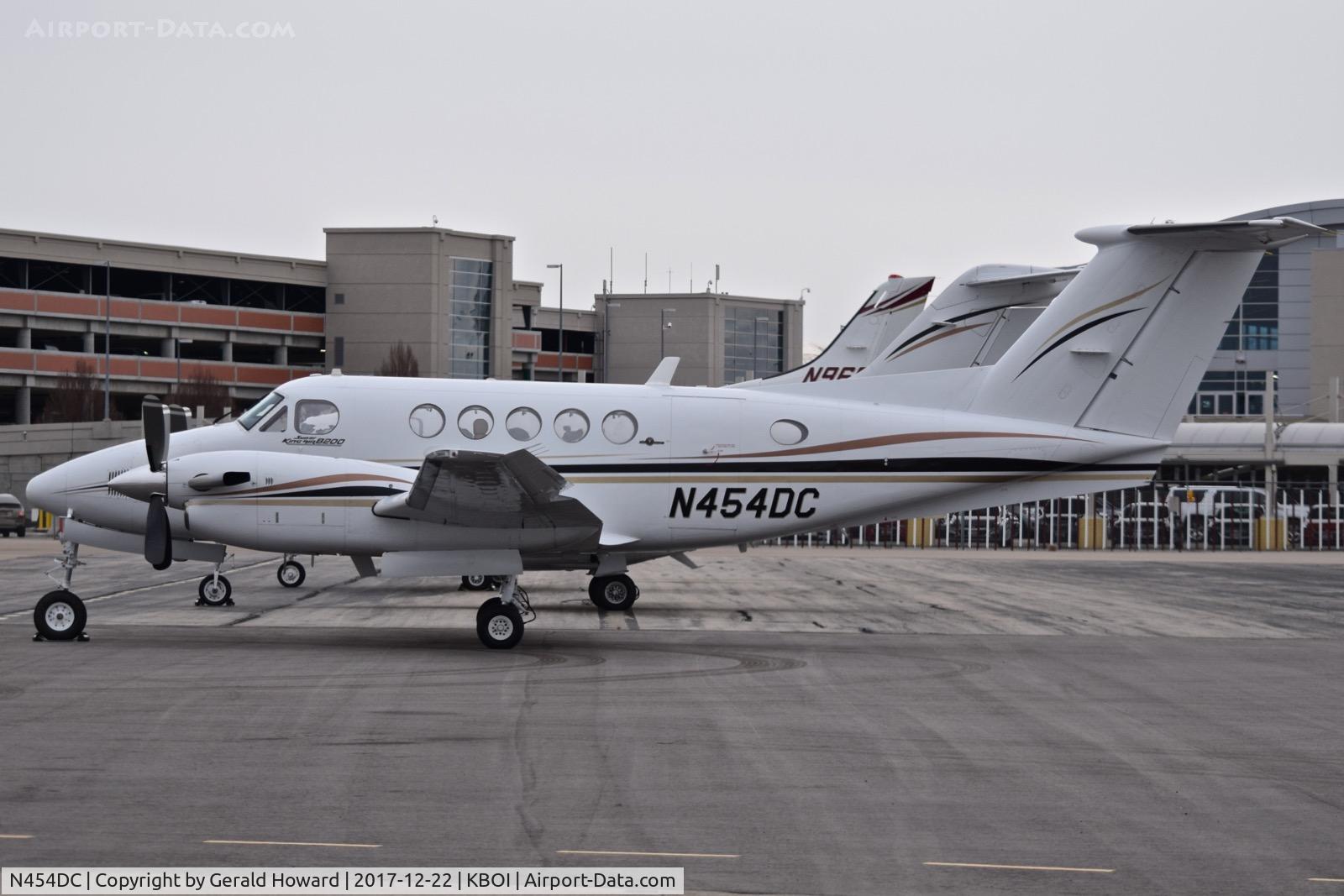 N454DC, 1981 Beech B200 King Air C/N BB-995, Parked on the north GA ramp.