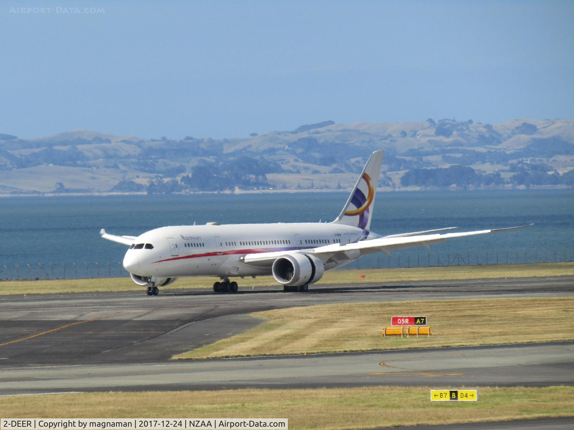 2-DEER, 2013 Boeing 787-8 BBJ Dreamliner Dreamliner C/N 35309, just landed