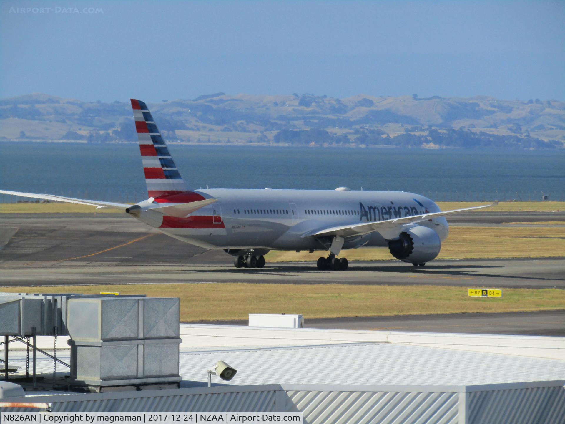 N826AN, 2017 Boeing 787-9 Dreamliner C/N 40649, taxying to stand