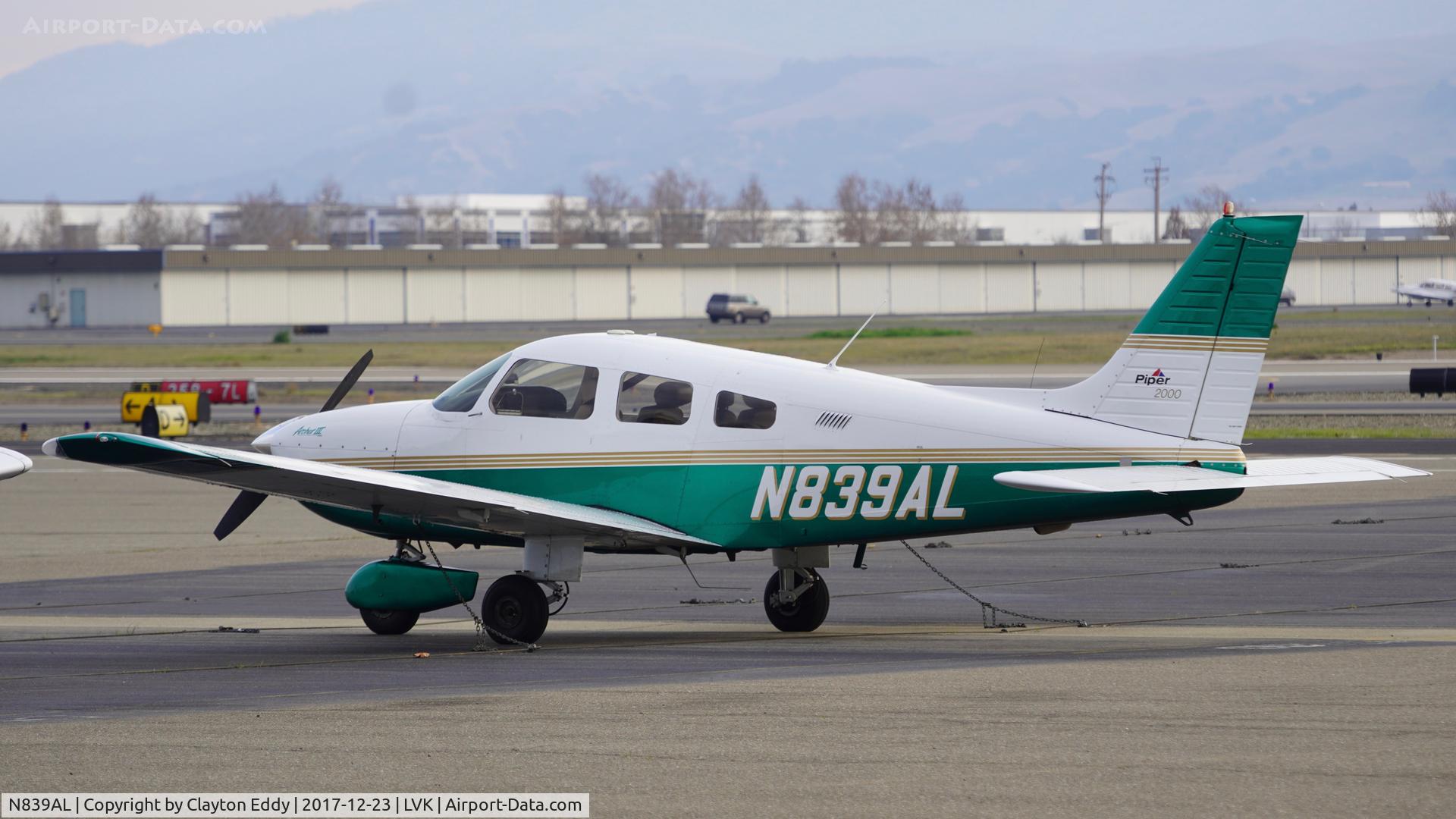 N839AL, 2000 Piper PA-28-181 C/N 2843412, Livermore Airport California 2017.