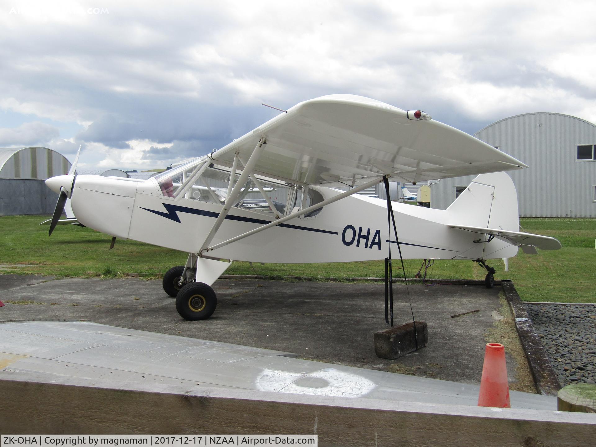 ZK-OHA, Zlin Savage C/N 0129, at ardmore