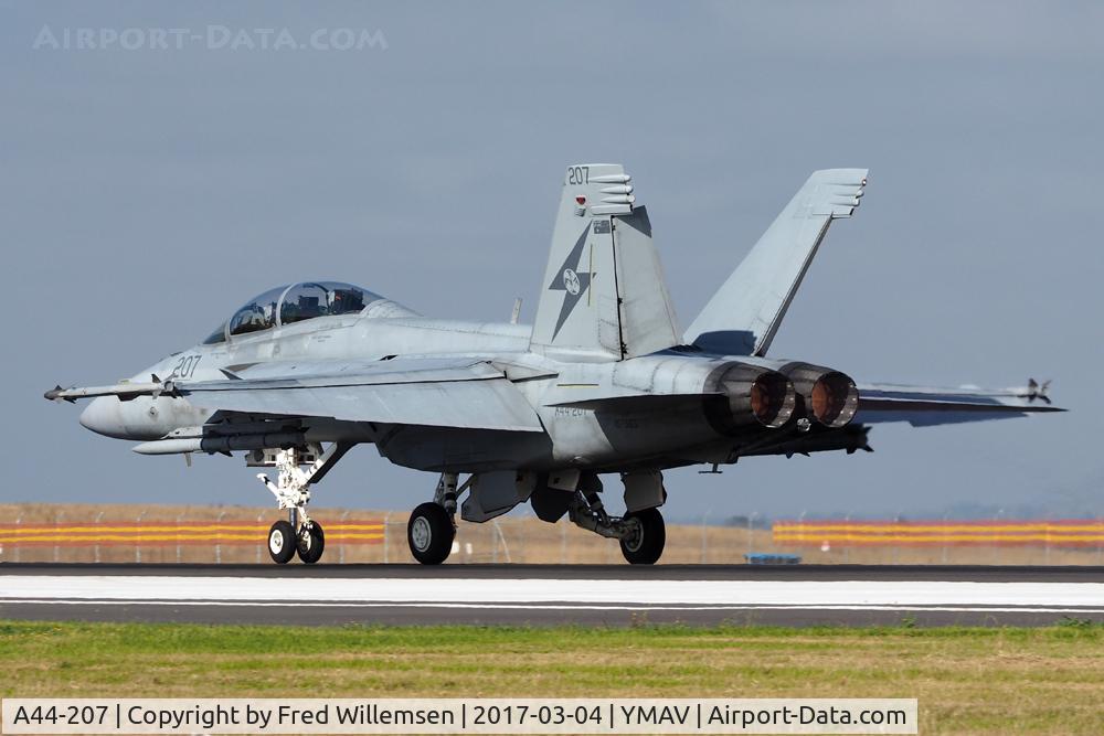A44-207, Boeing F/A-18F Super Hornet C/N AF-7, RAAF 1SQ