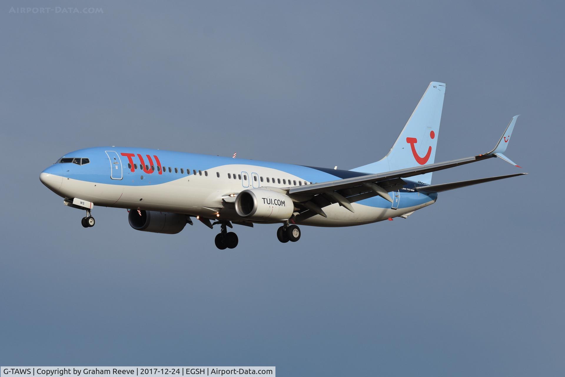 G-TAWS, 2014 Boeing 737-8K5 C/N 37241, Landing at Norwich.