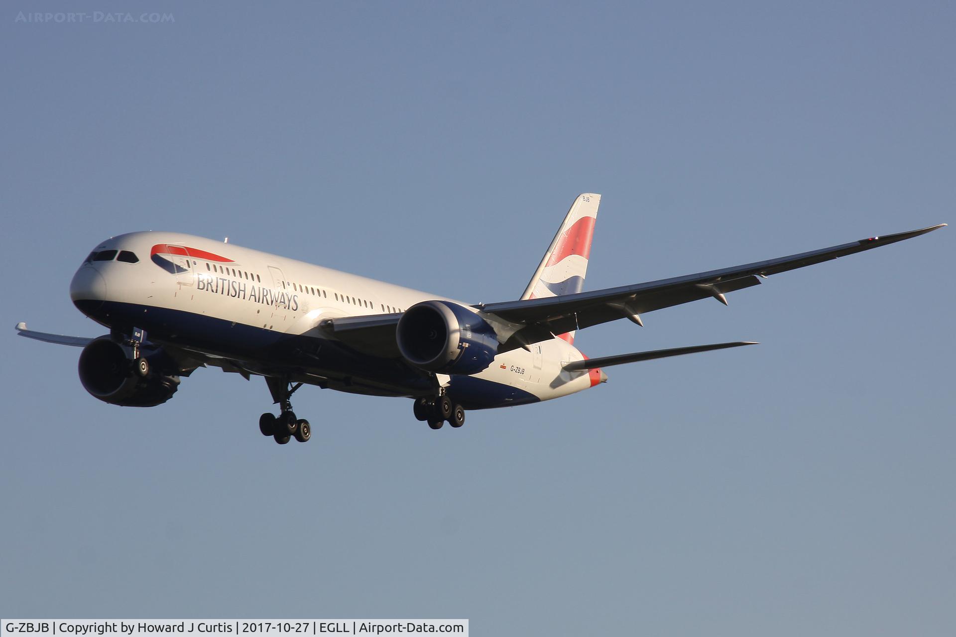 G-ZBJB, 2013 Boeing 787-8 Dreamliner C/N 38610, On approach.
