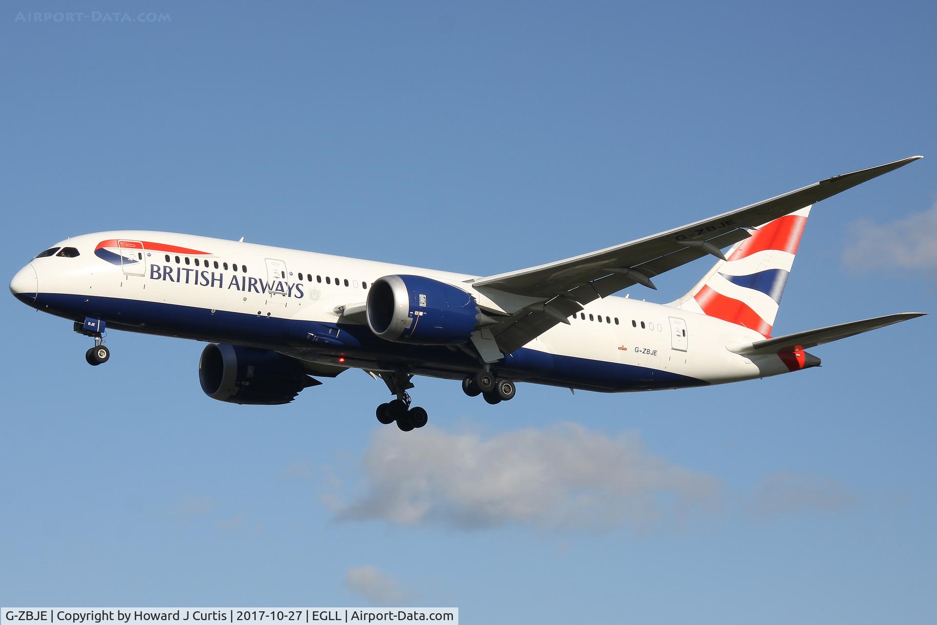 G-ZBJE, 2013 Boeing 787-8 Dreamliner C/N 38612, On approach.