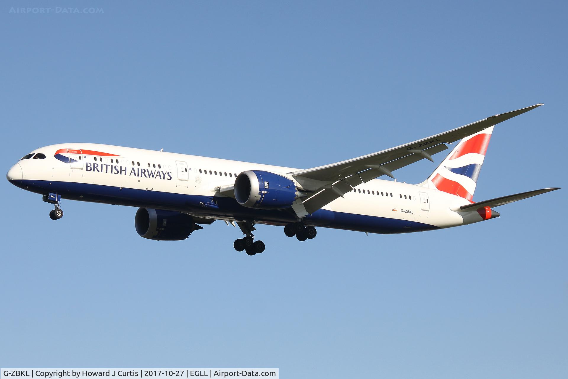 G-ZBKL, 2016 Boeing 787-9 Dreamliner C/N 38628, On approach.
