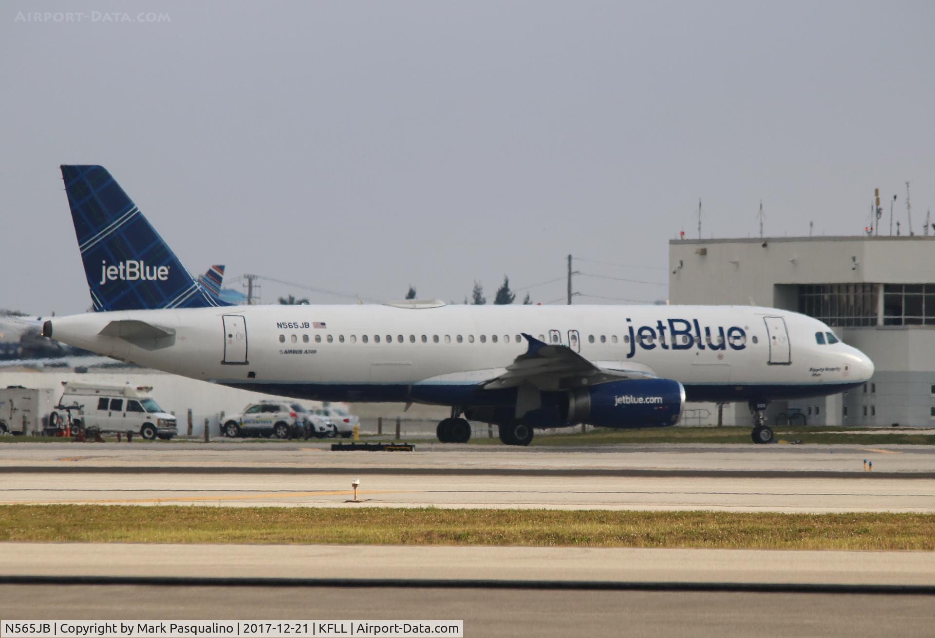 N565JB, 2003 Airbus A320-232 C/N 2031, Airbus A320