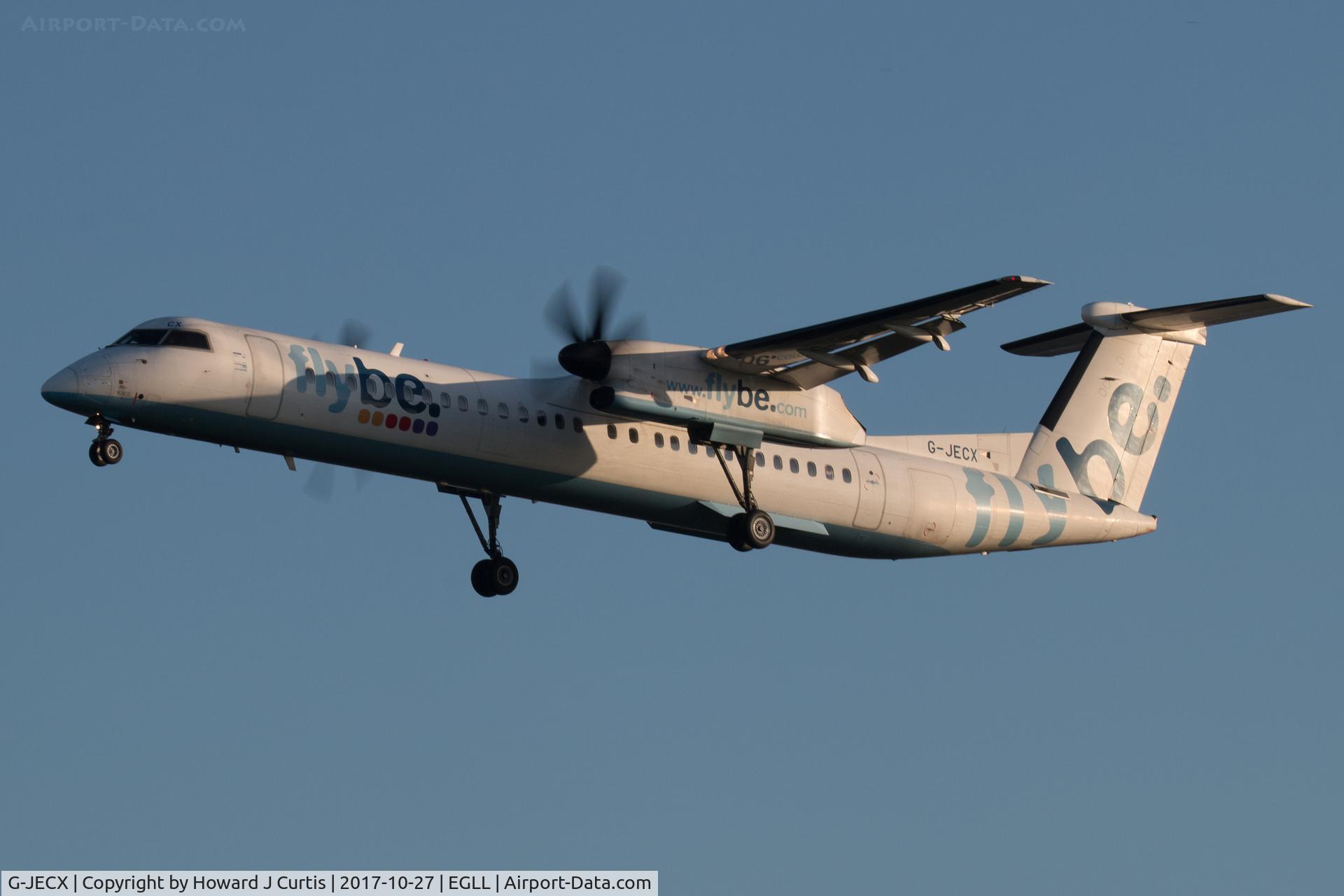 G-JECX, 2007 De Havilland Canada DHC-8-402Q Dash 8 C/N 4155, On approach