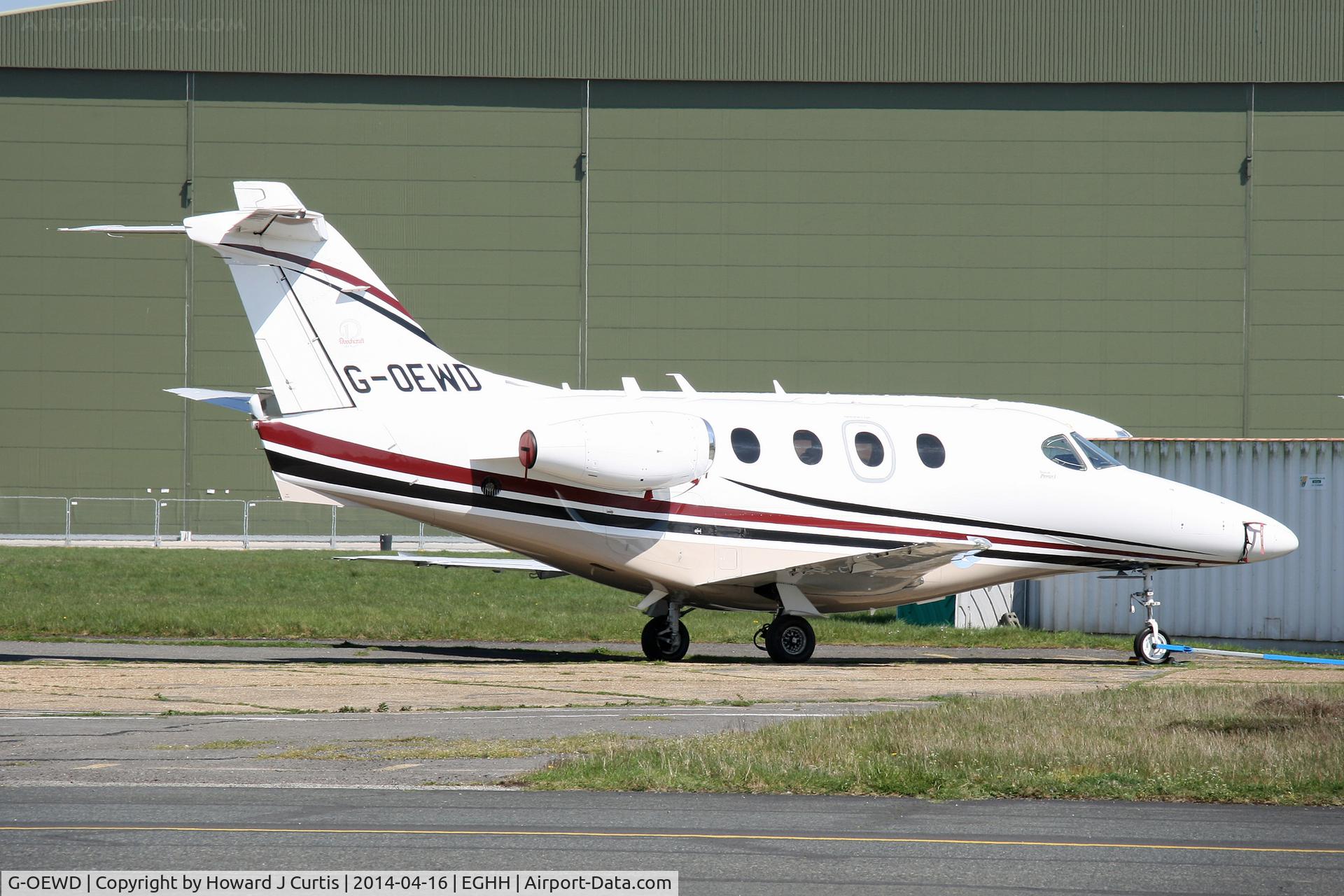 G-OEWD, 2005 Beech 390 Premier I C/N RB-126, Privately owned.