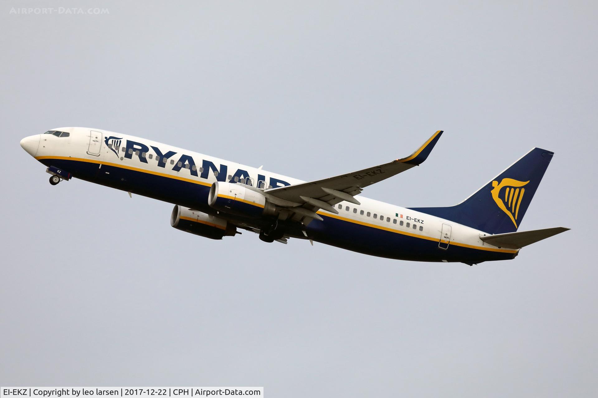 EI-EKZ, 2010 Boeing 737-8AS C/N 38508, Copenhagen 22.12.2017