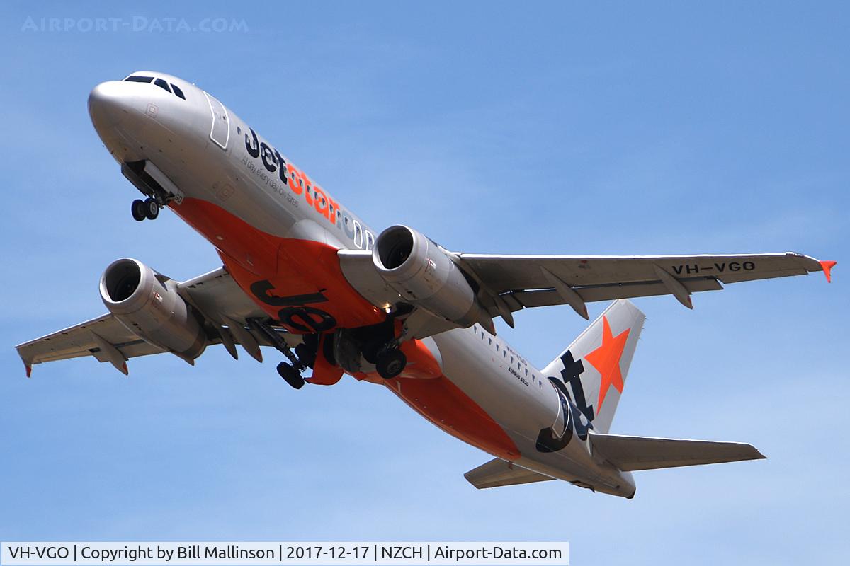 VH-VGO, 2010 Airbus A320-232 C/N 4356, AWAY FROM 02