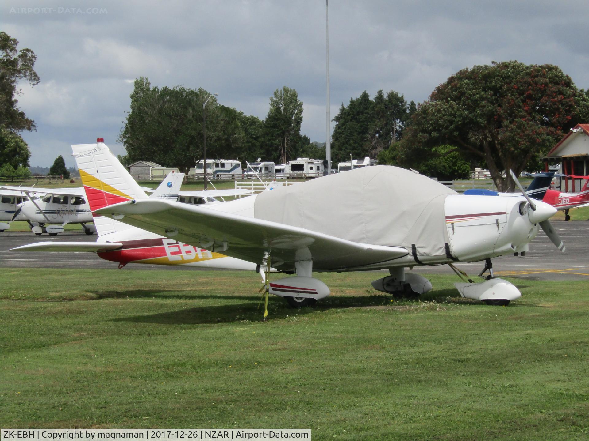 ZK-EBH, Piper PA-28-151 C/N 28-7515426, New to me at flying club apron
