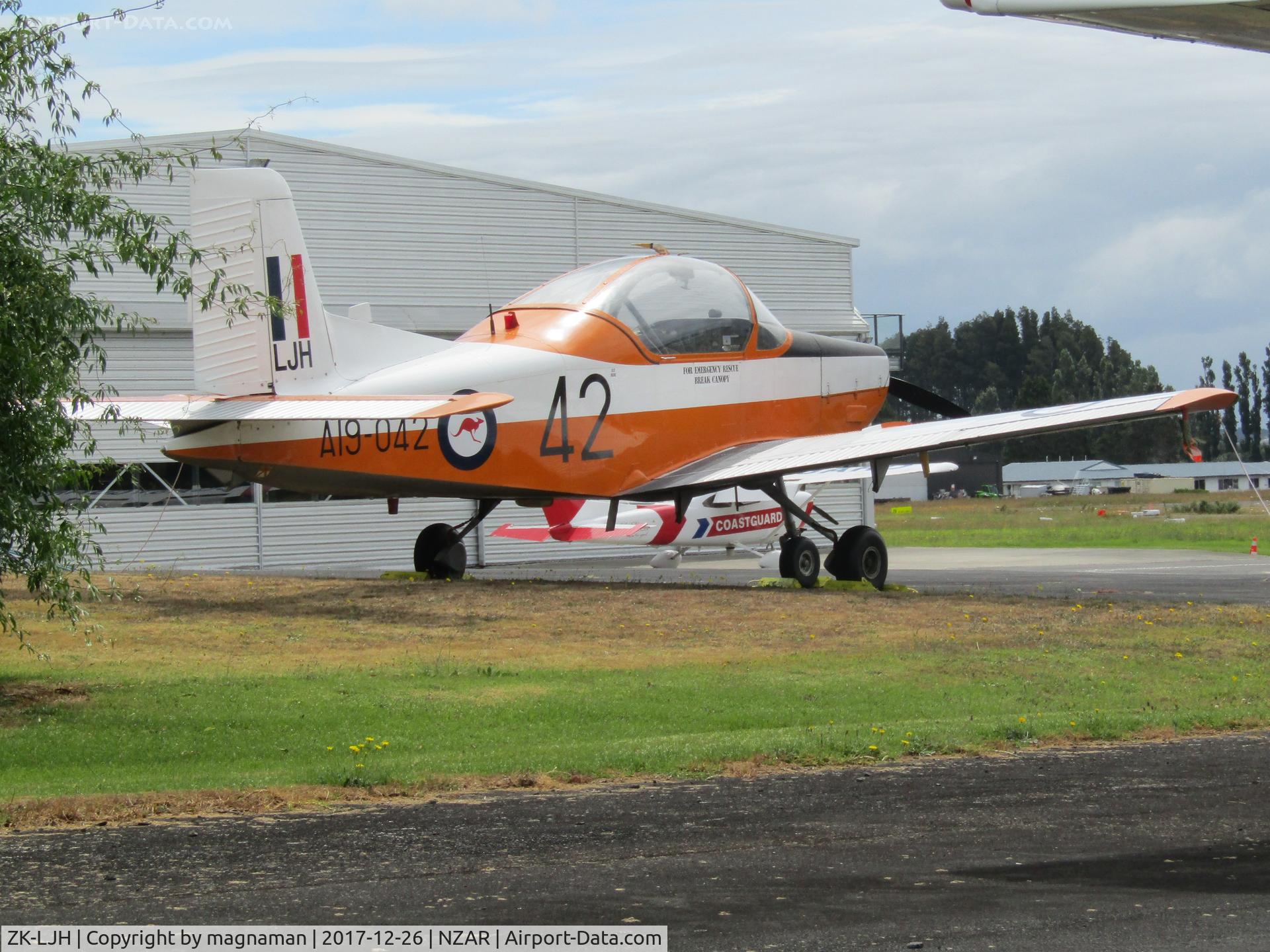 ZK-LJH, New Zealand CT-4A Airtrainer C/N 042, ex Australian Air Force trainer
