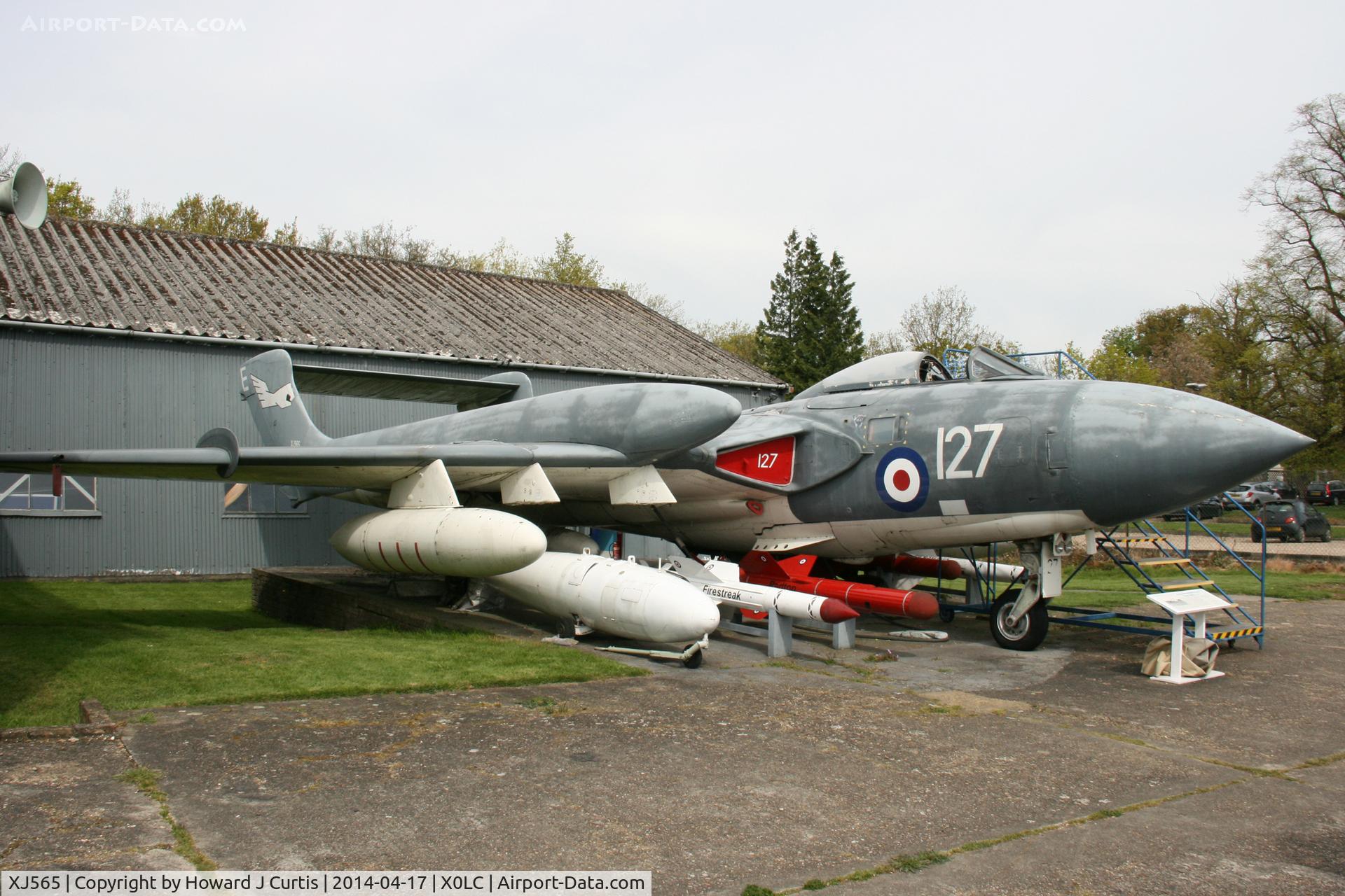 XJ565, De Havilland DH-110 Sea Vixen FAW.2 C/N 10047, At the de Havilland Aircraft Museum
