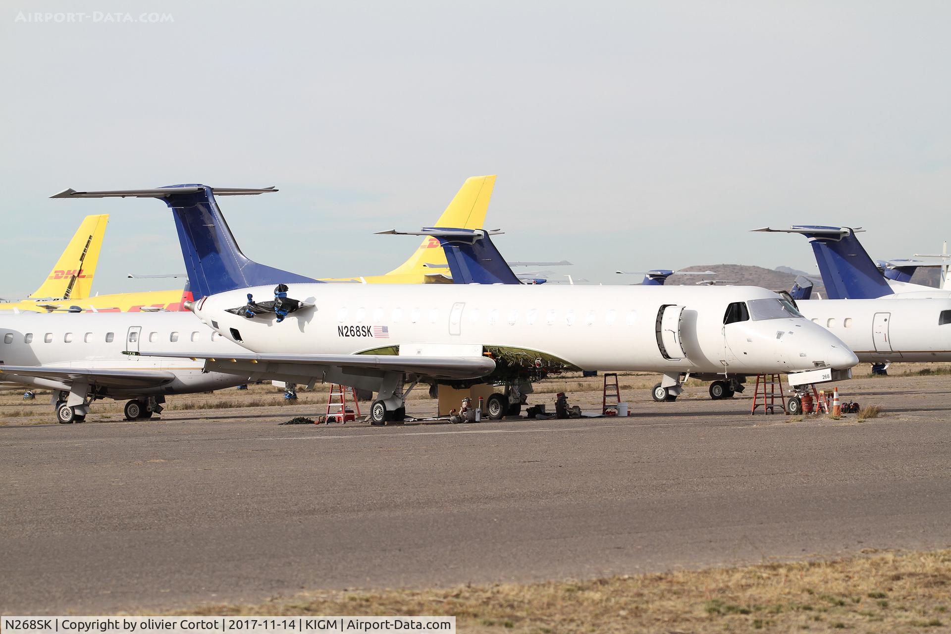N268SK, 2000 Embraer ERJ-145LR (EMB-145LR) C/N 145270, now in Kingman