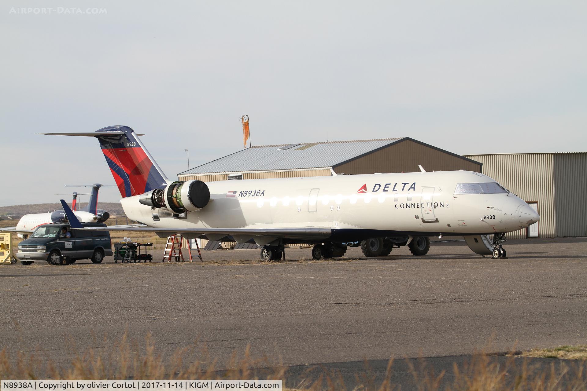 N8938A, 2004 Bombardier CRJ-200 (CL-600-2B19) C/N 7938, to scrapyard