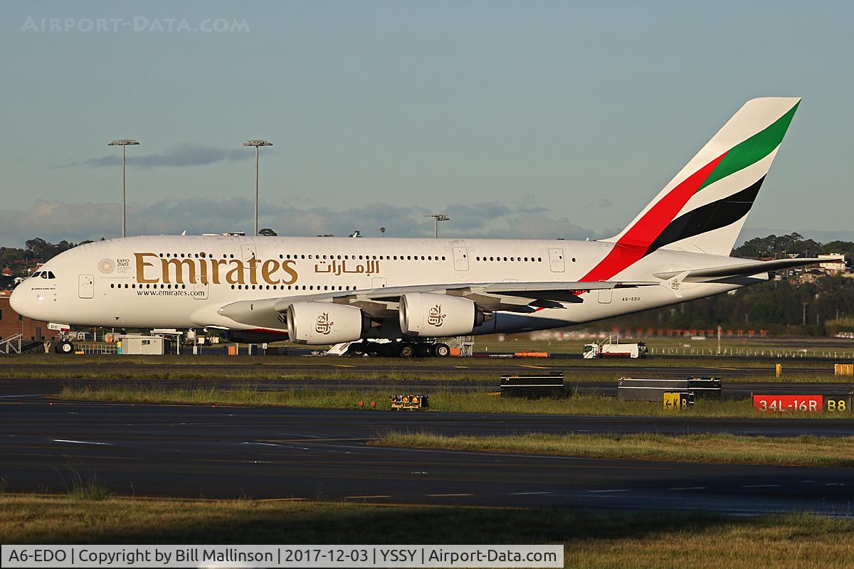 A6-EDO, 2010 Airbus A380-861 C/N 057, TAXIING